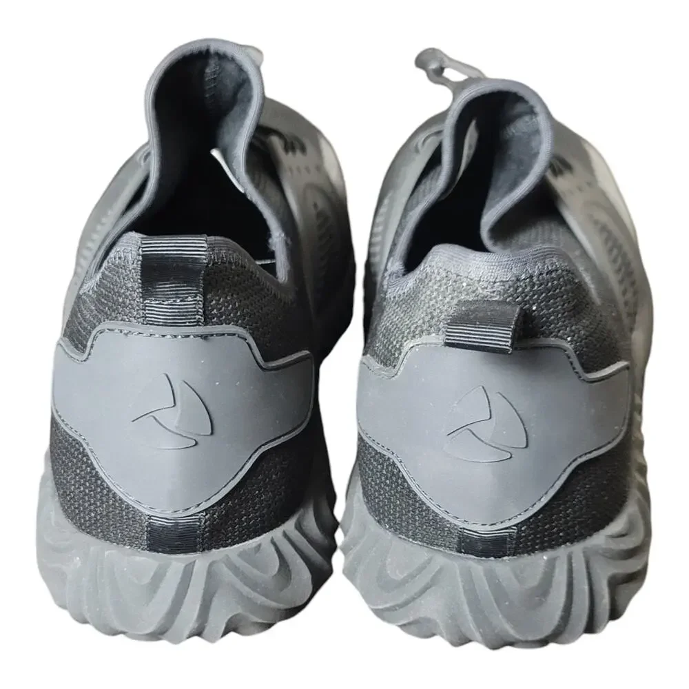 *NIOB* Steel Toe The Invincible Shoe Defender 2.0 Men Size‎ 10